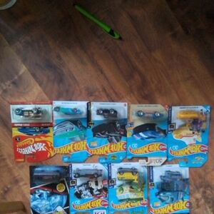 Hot Wheels Premium Toy Car Set - Multicolor